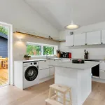 Hébergement de vacances Amazing In With Kitchen