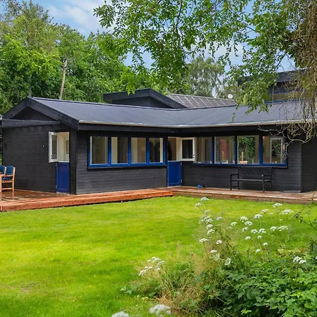 Amazing In With Kitchen